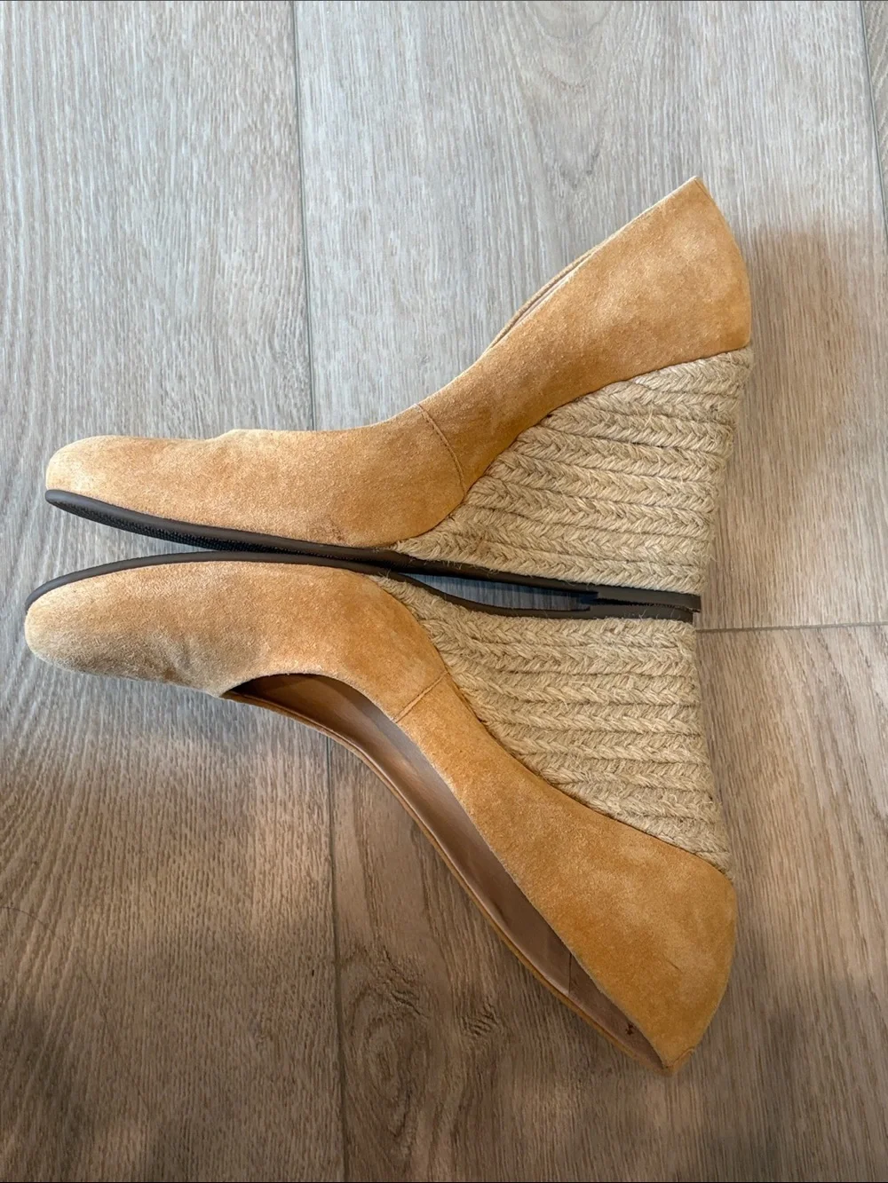 Arezzo Women's Tan Suede Espadrille Wedge Pumps